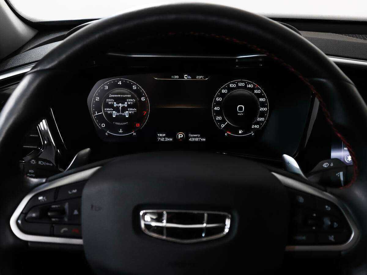 Geely Tugella 2022 года с пробегом. Фото: #24