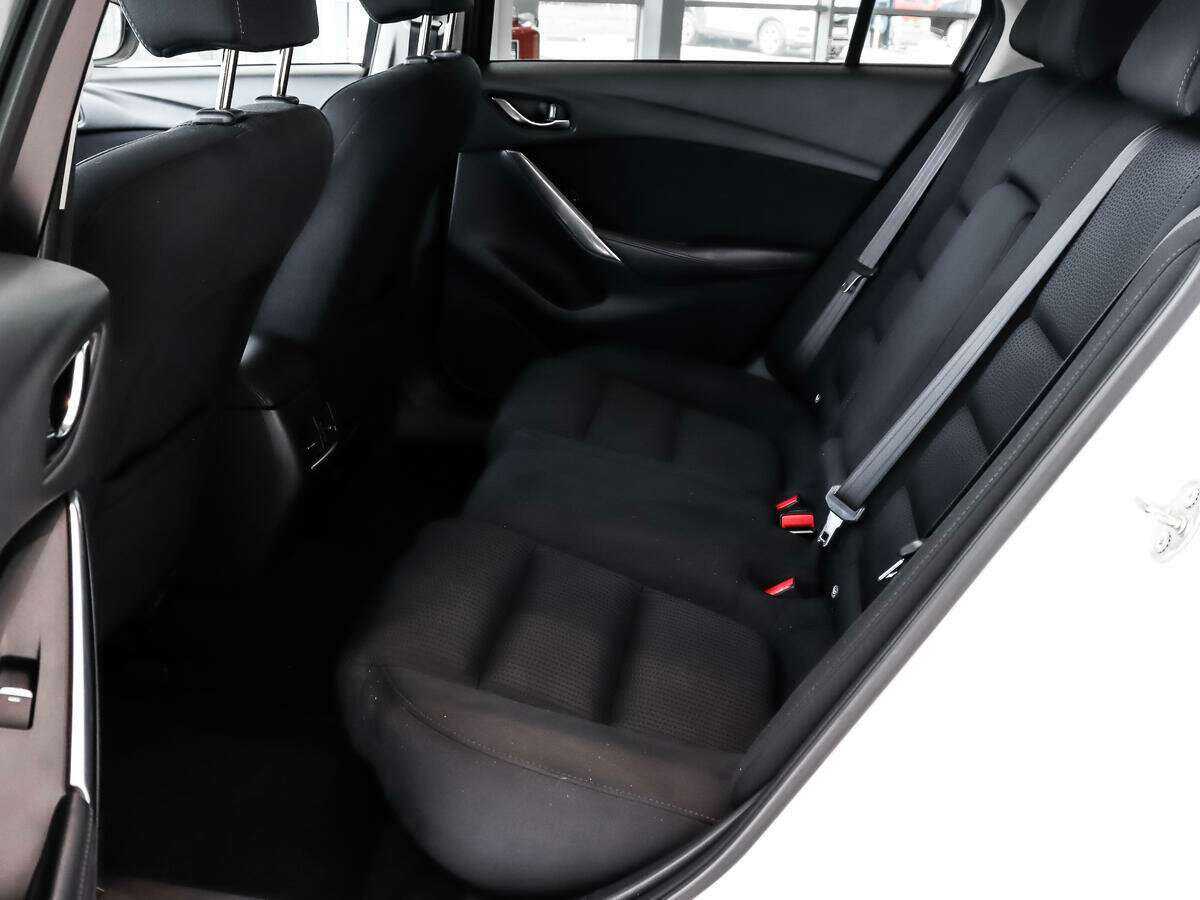 Б/У Мазда 6 2018 года. Фото: #10