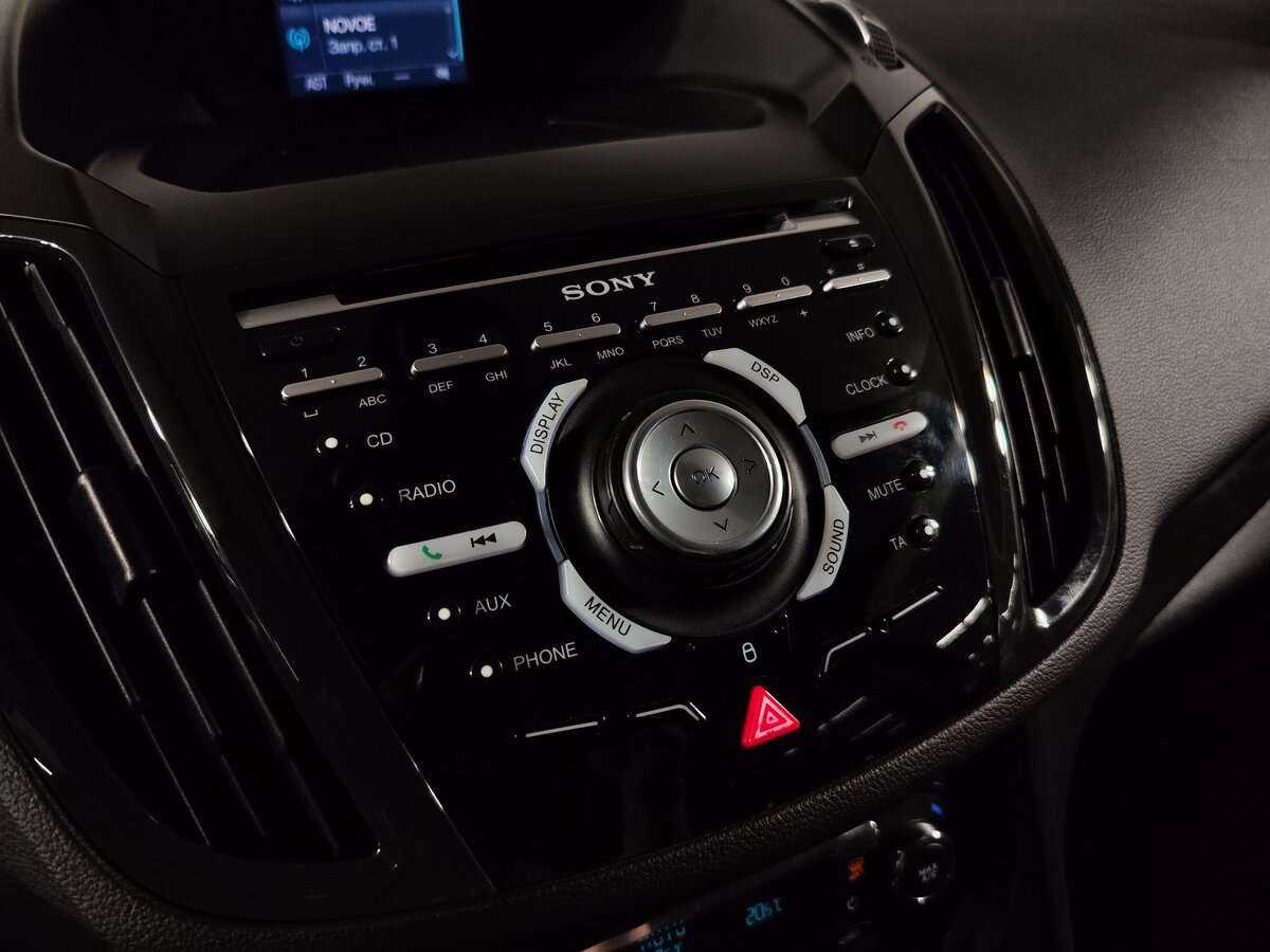 Б/У Форд Куга 2015 года. Фото: #17