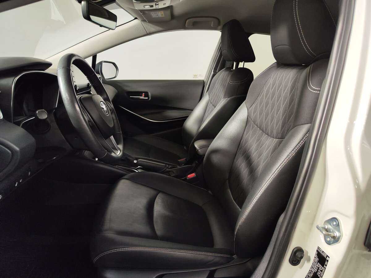 Toyota Corolla 2019 года с пробегом. Фото: #6