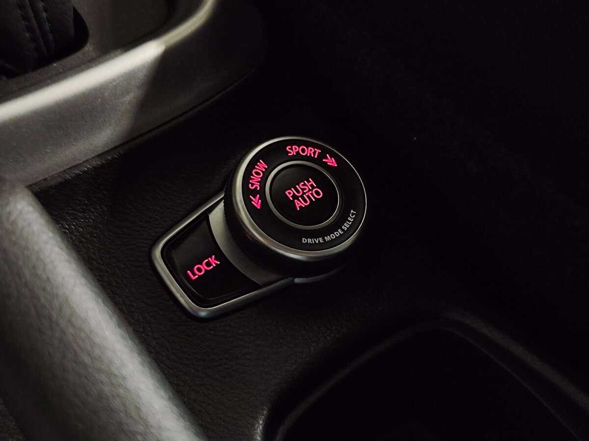 Б/У Сузуки С-Икс4 2014 года. Фото: #18