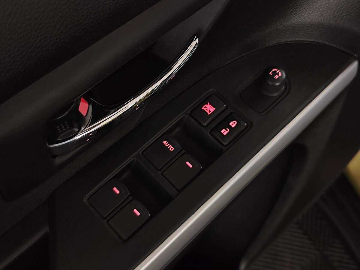 Б/У Сузуки С-Икс4 2014 года. Фото: #23