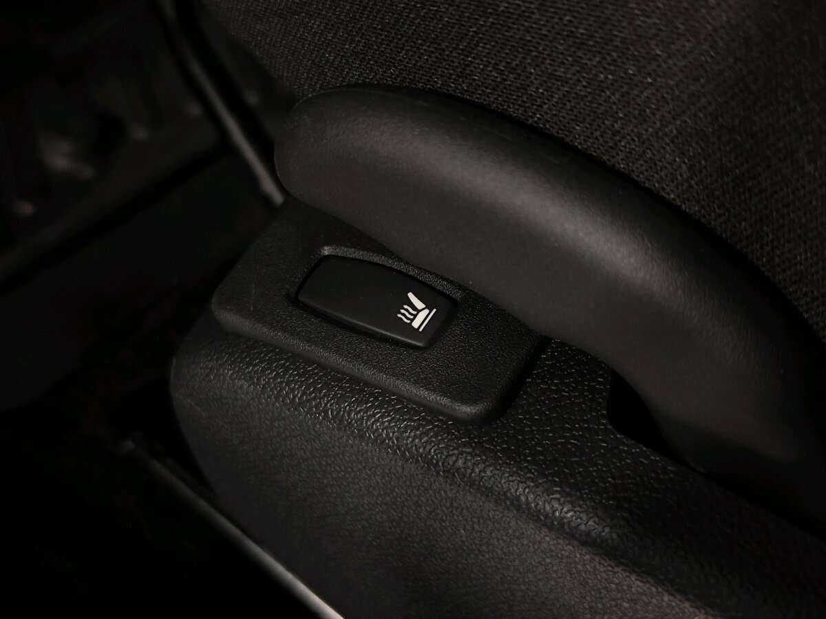 Б/У Ниссан Альмера 2016 года. Фото: #8