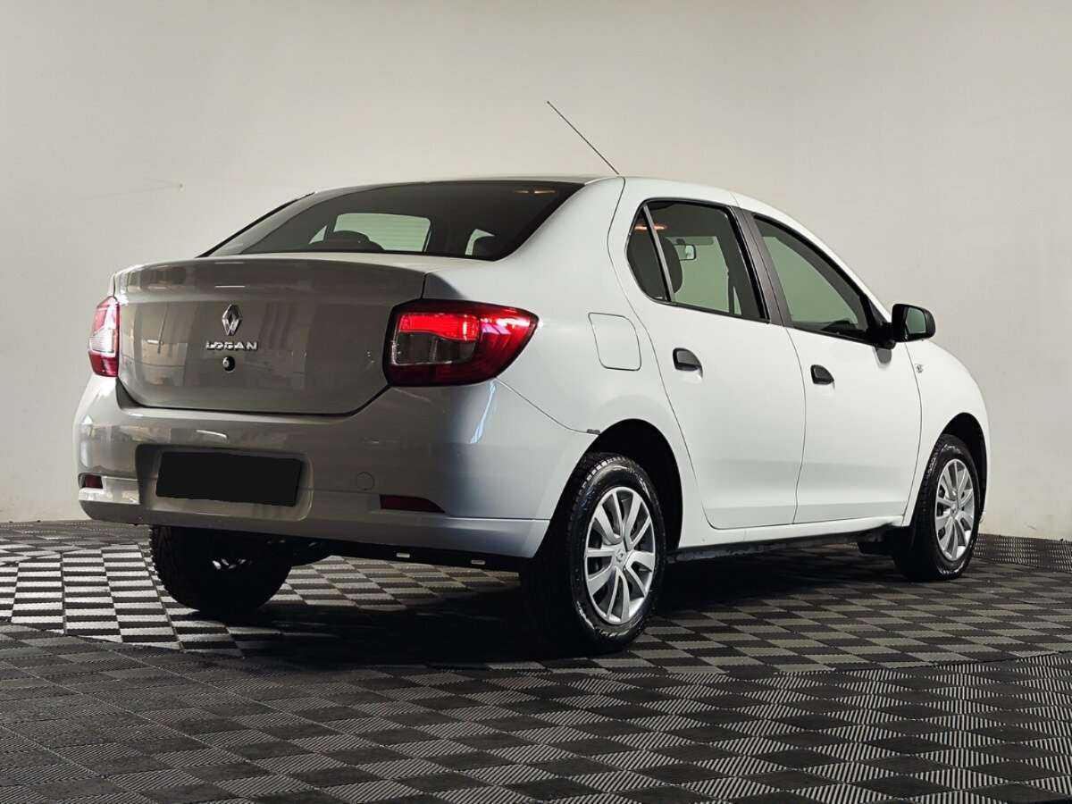Б/У Рено Логан 2019 года. Фото: #2