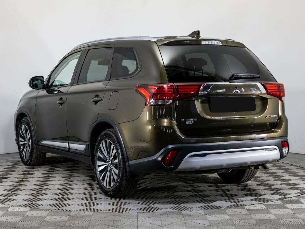 Mitsubishi Outlander 2019 года с пробегом. Фото: #5