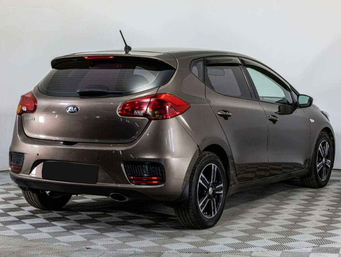 Б/У Киа Сид 2015 года. Фото: #4