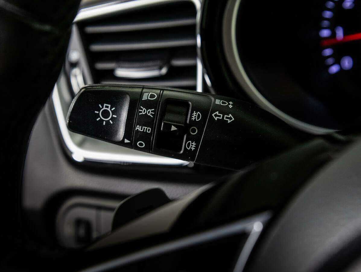 Б/У Киа Сид 2018 года. Фото: #17