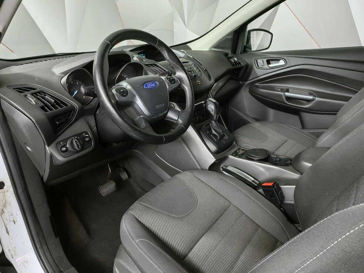 Б/У Форд Куга 2015 года. Фото: #12