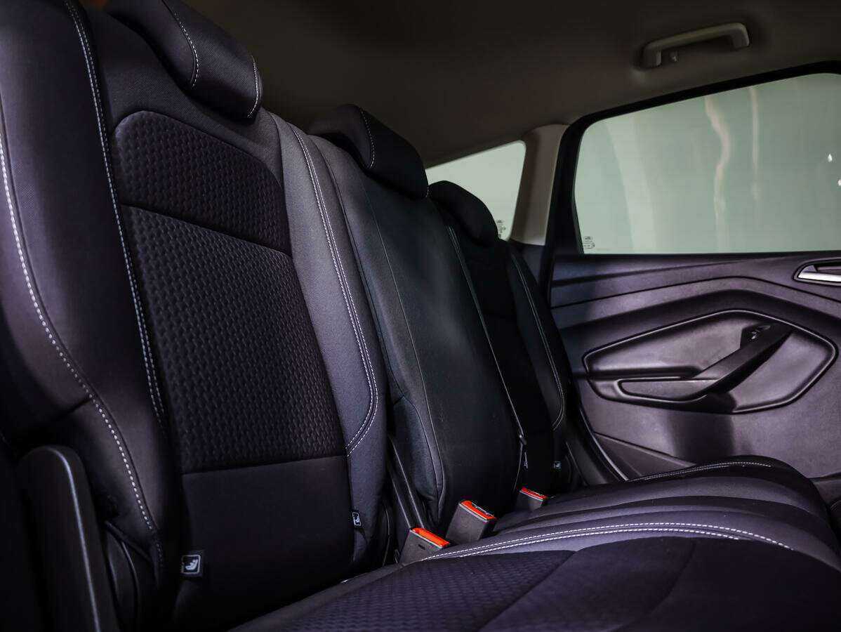 Б/У Форд Куга 2017 года. Фото: #10