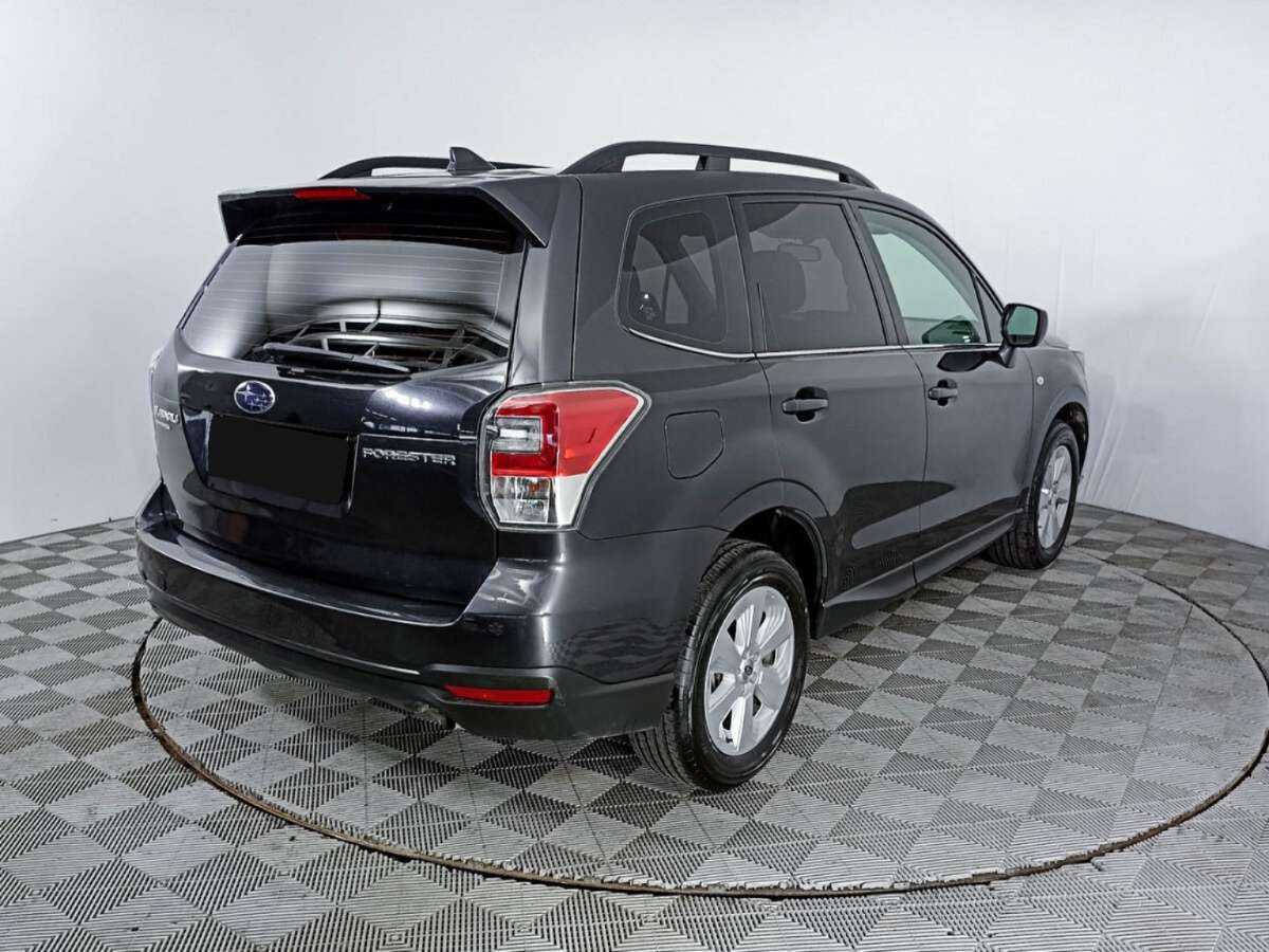 Subaru Forester 2017 года с пробегом. Фото: #4