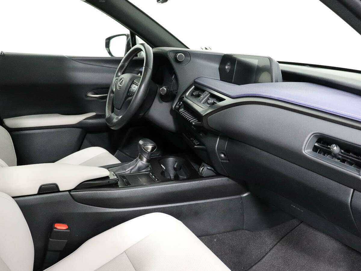 Lexus UX 2019 года с пробегом. Фото: #5