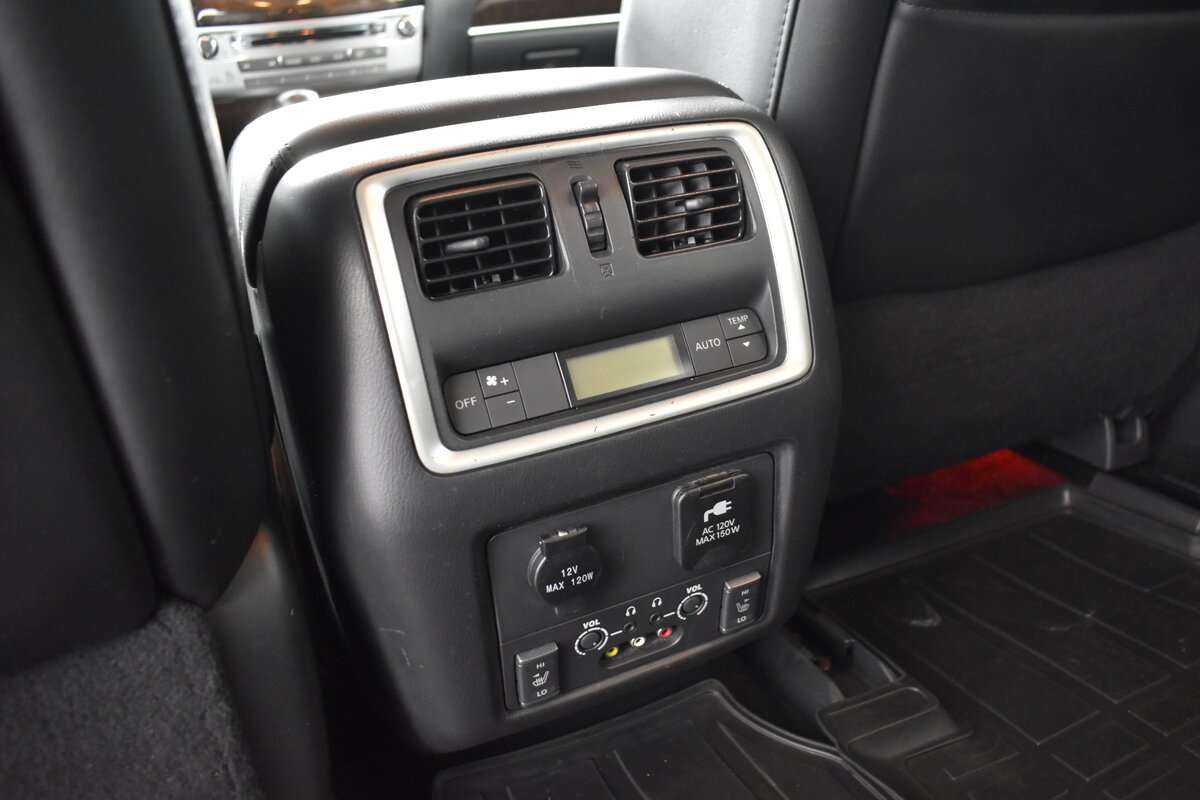 Infiniti QX60 2015 года с пробегом. Фото: #11