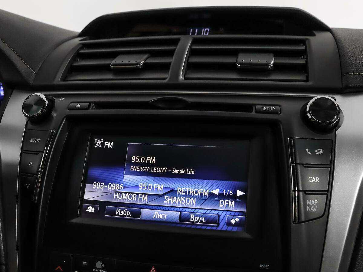 Б/У Тойота Камри 2016 года. Фото: #12