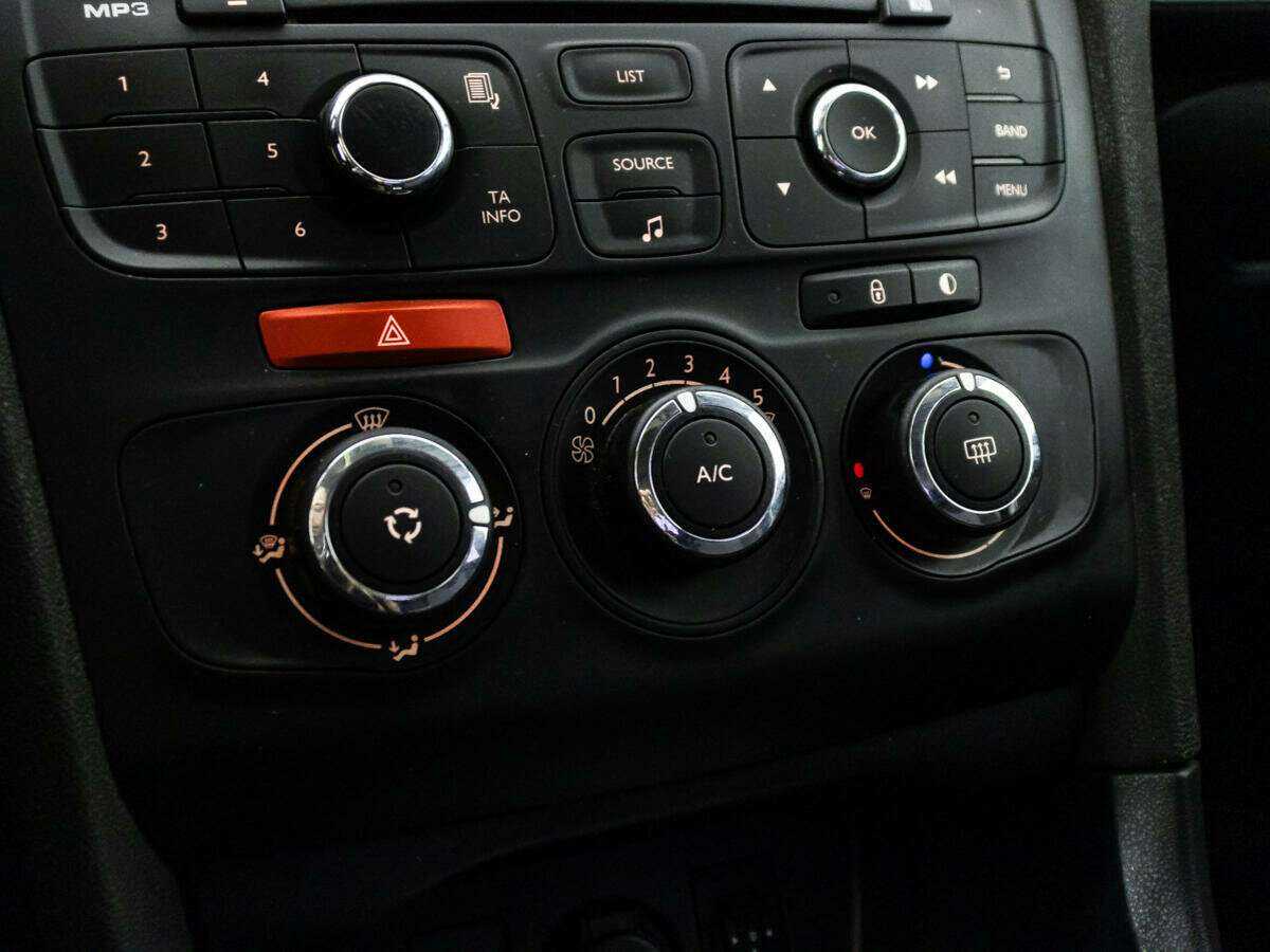 Citroen C4 2014 года с пробегом. Фото: #14