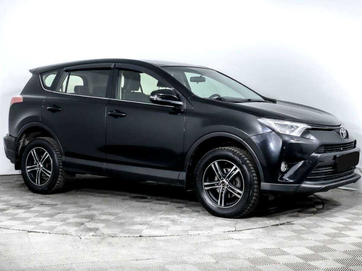 Toyota RAV4 2016 года с пробегом. Фото: #2