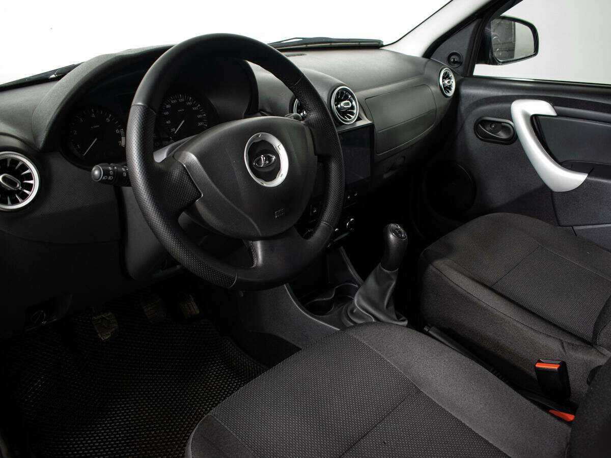 Б/У Лада (ВАЗ) Ларгус 2018 года. Фото: #10