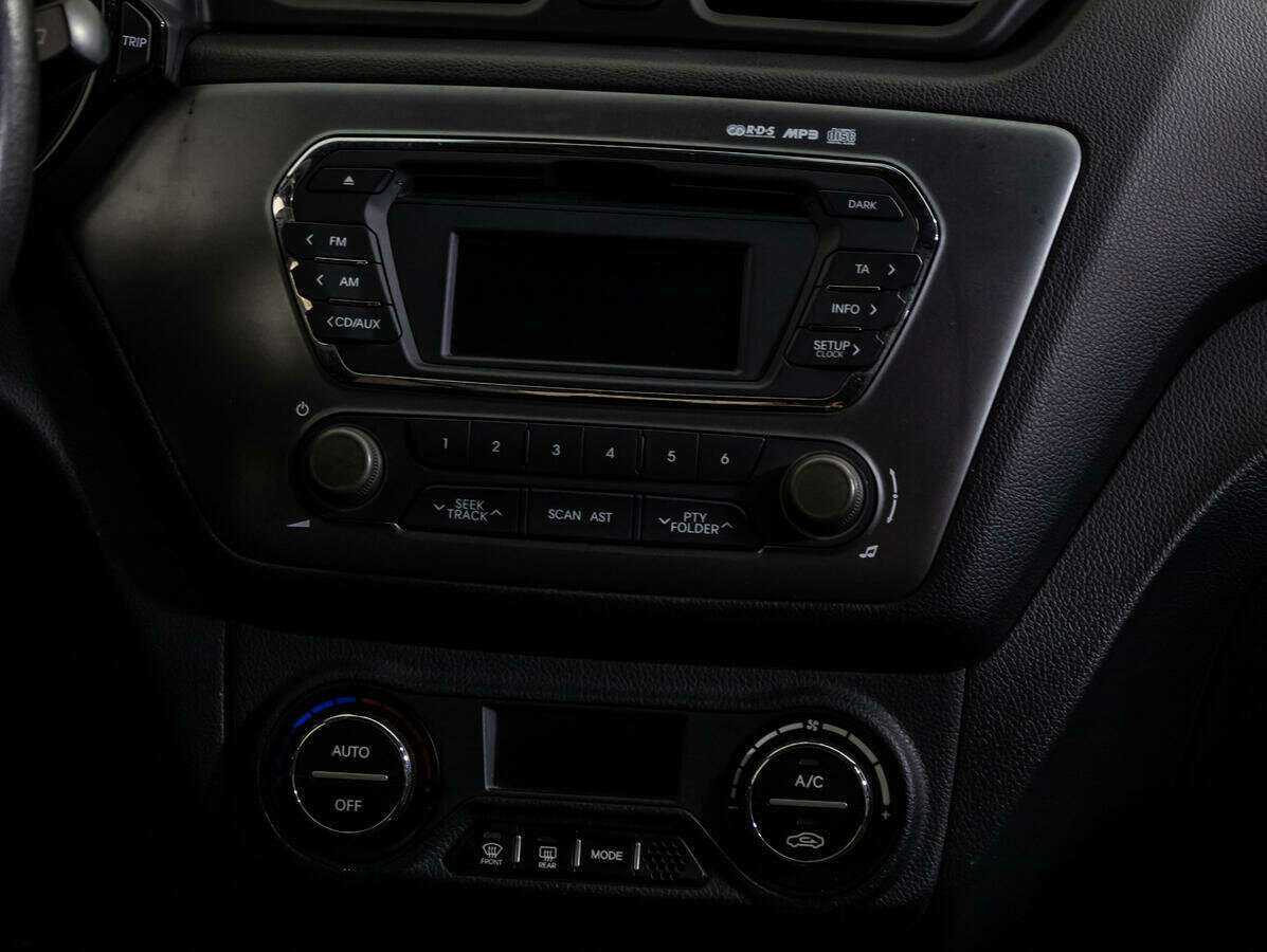 Б/У Киа Рио 2012 года. Фото: #13