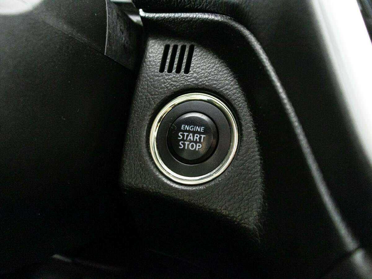 Б/У Сузуки С-Икс4 2018 года. Фото: #16