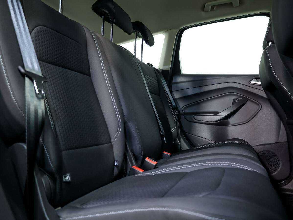 Ford Kuga 2018 года с пробегом. Фото: #10