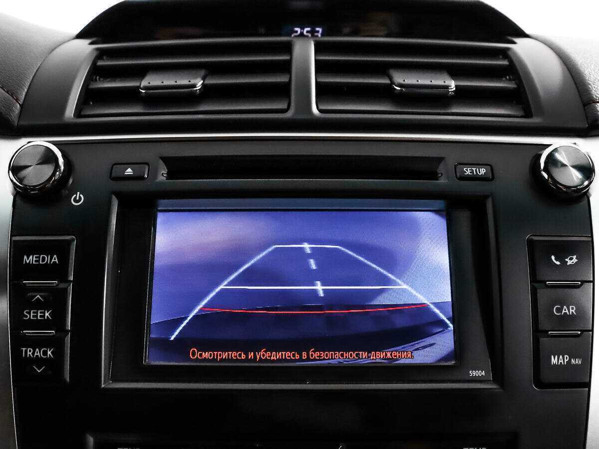 Б/У Тойота Камри 2014 года. Фото: #15