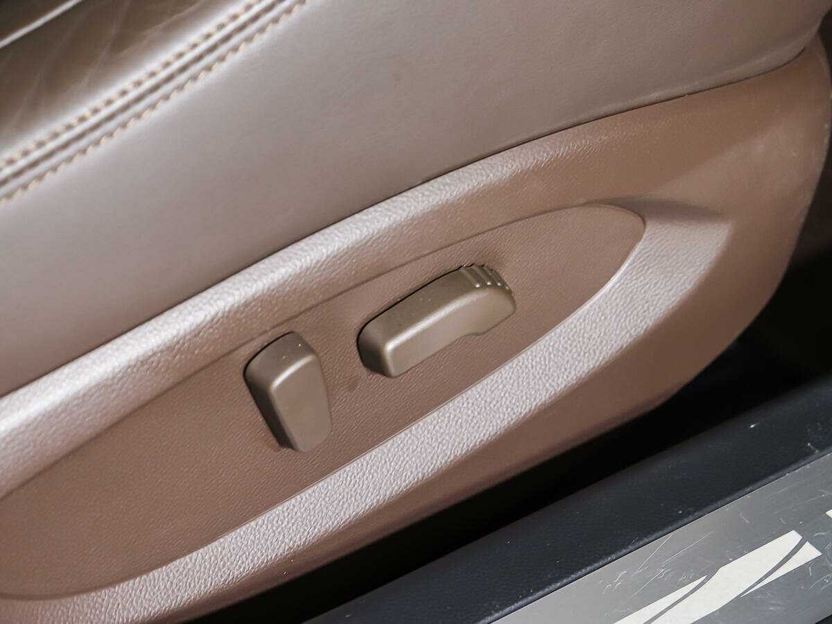 Infiniti FX 2012 года с пробегом. Фото: #15