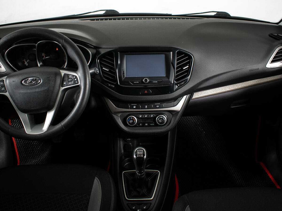 Б/У Лада (ВАЗ) Веста 2018 года. Фото: #9