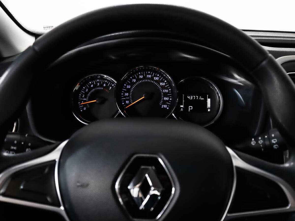 Б/У Рено Сандеро 2020 года. Фото: #11