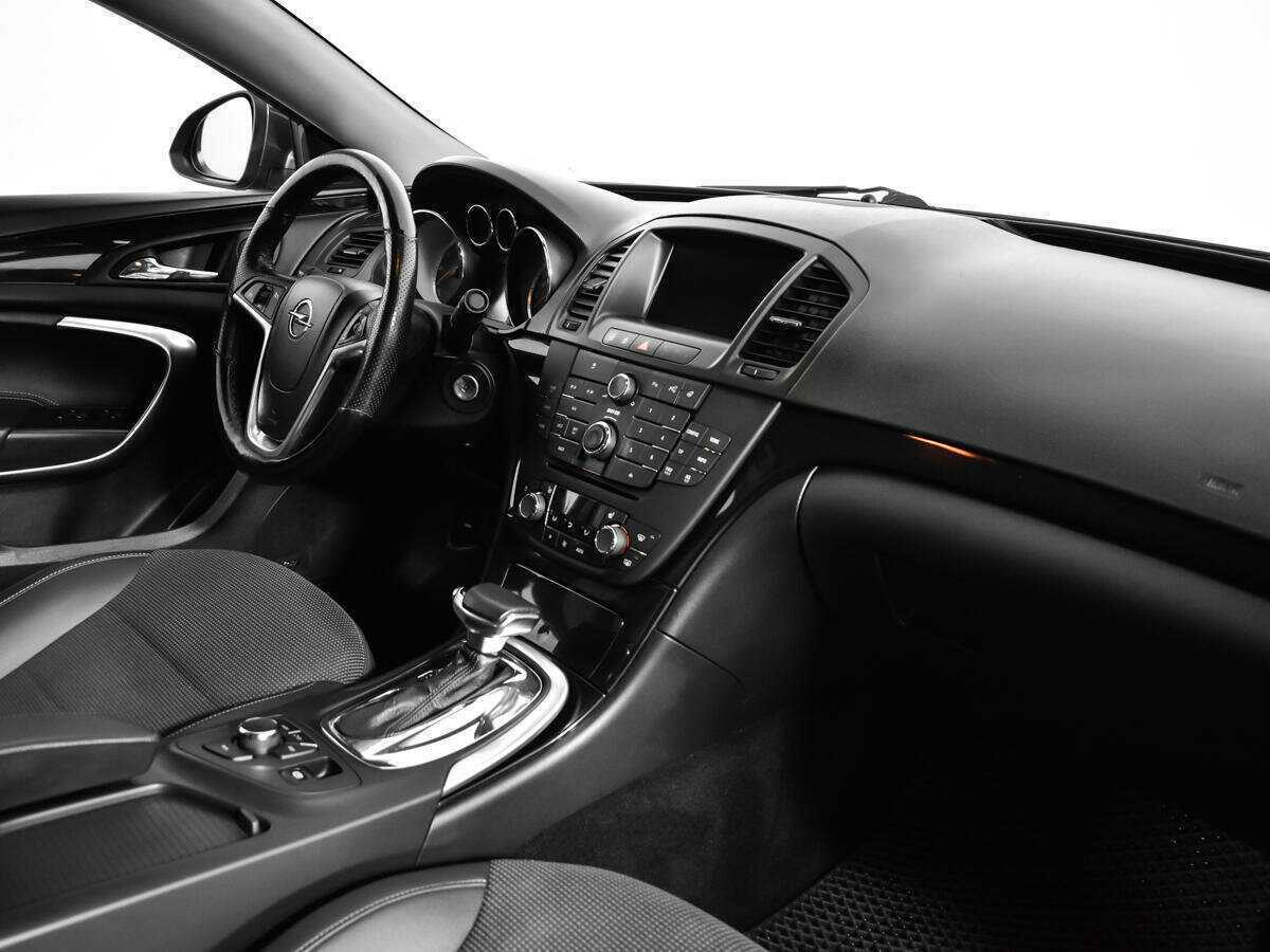 Б/У Опель Инсигния 2013 года. Фото: #8