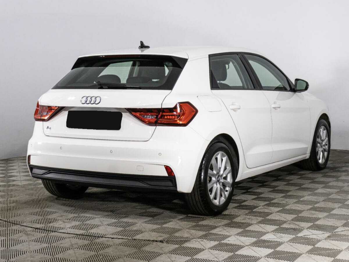 Audi A1 2020 года с пробегом. Фото: #4