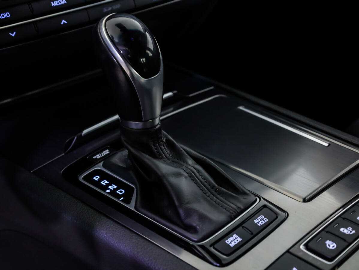 Hyundai Genesis 2014 года с пробегом. Фото: #15