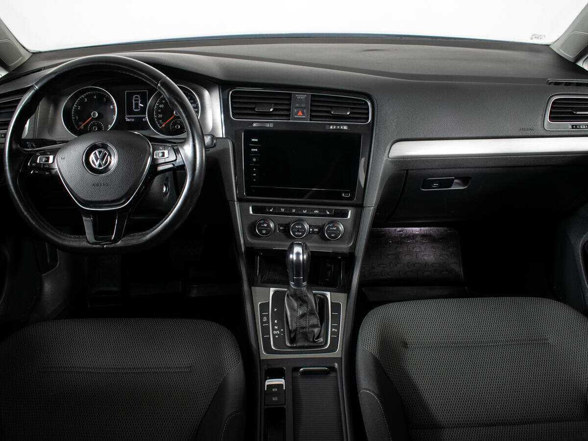 Volkswagen Golf 2012 года с пробегом. Фото: #11