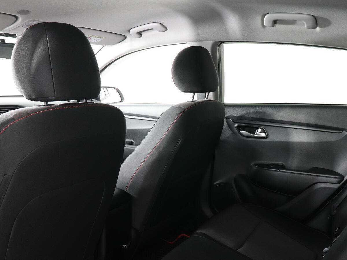 Б/У Киа Рио 2021 года. Фото: #11