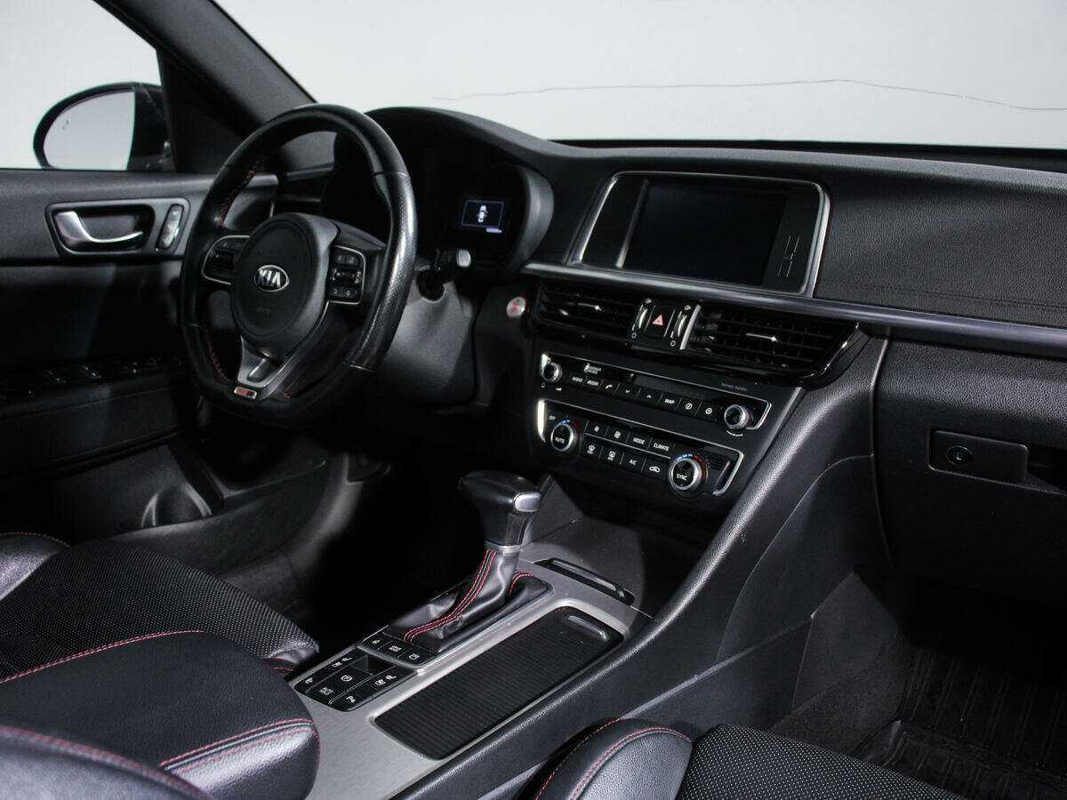 Б/У Киа Оптима 2017 года. Фото: #7