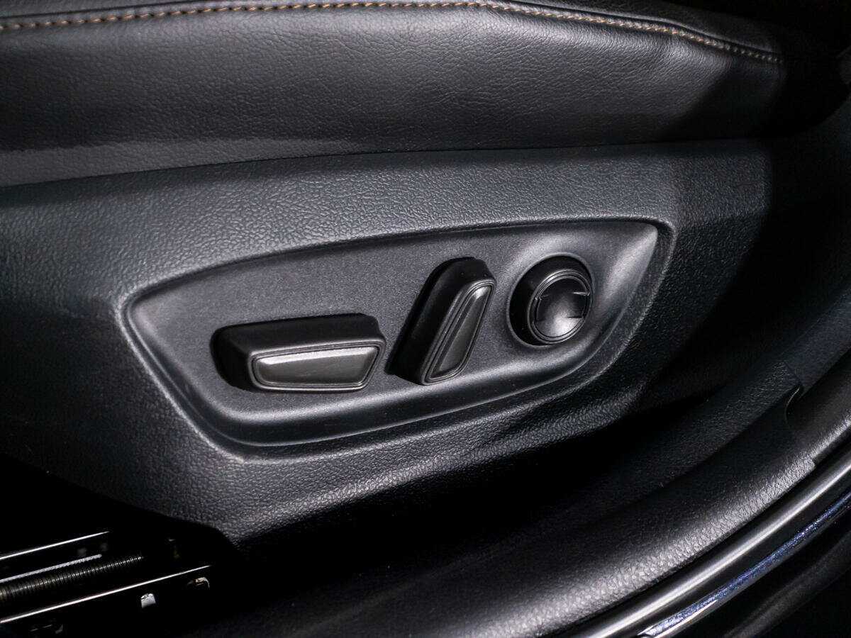 Toyota Camry 2020 года с пробегом. Фото: #18