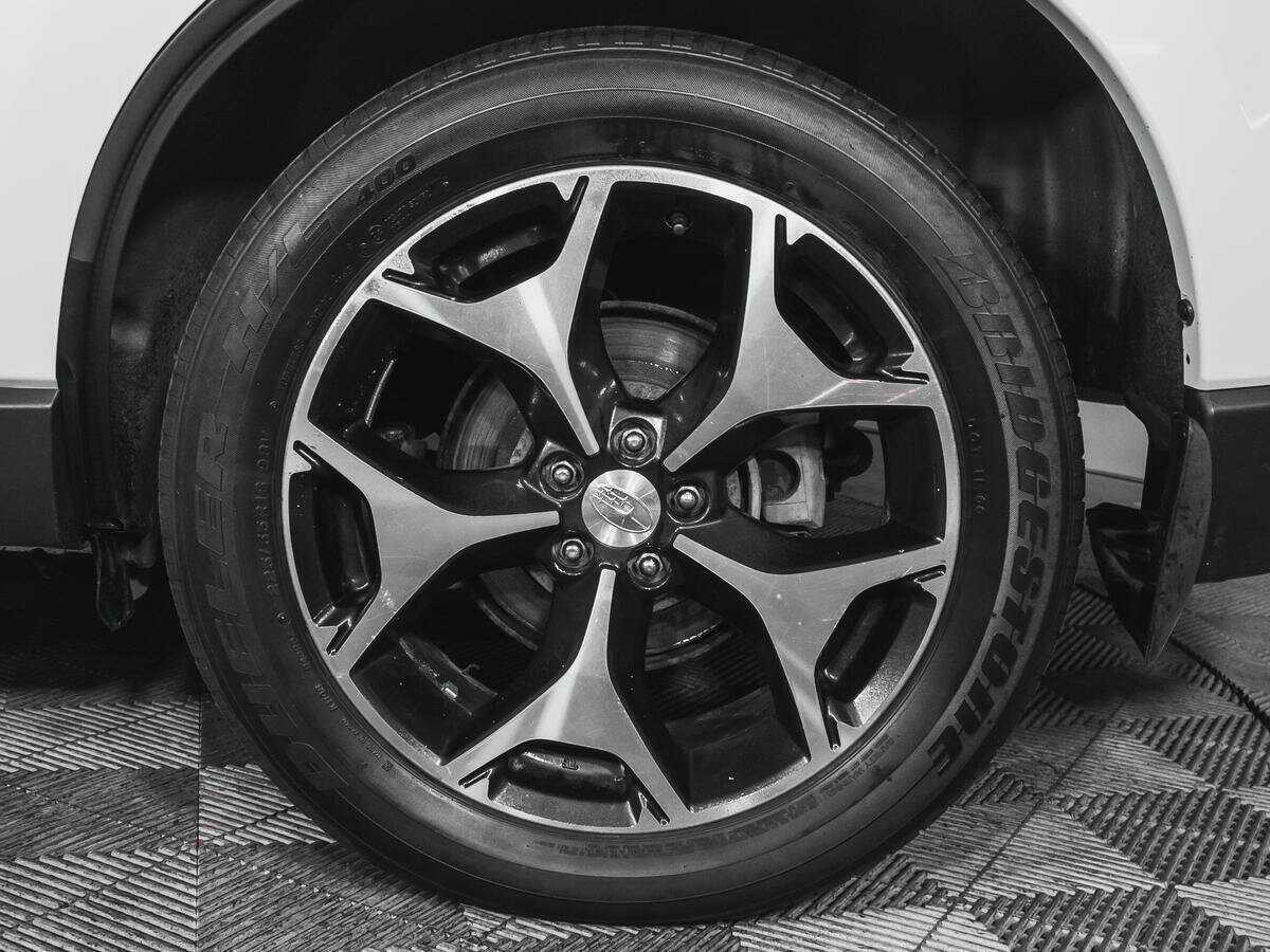 Б/У Субару Форестер 2014 года. Фото: #16