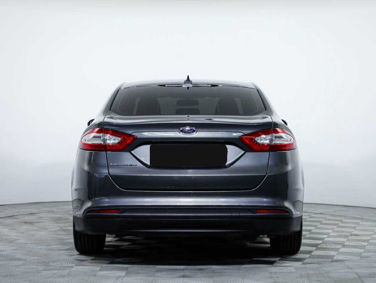 Б/У Форд Мондео 2017 года. Фото: #4