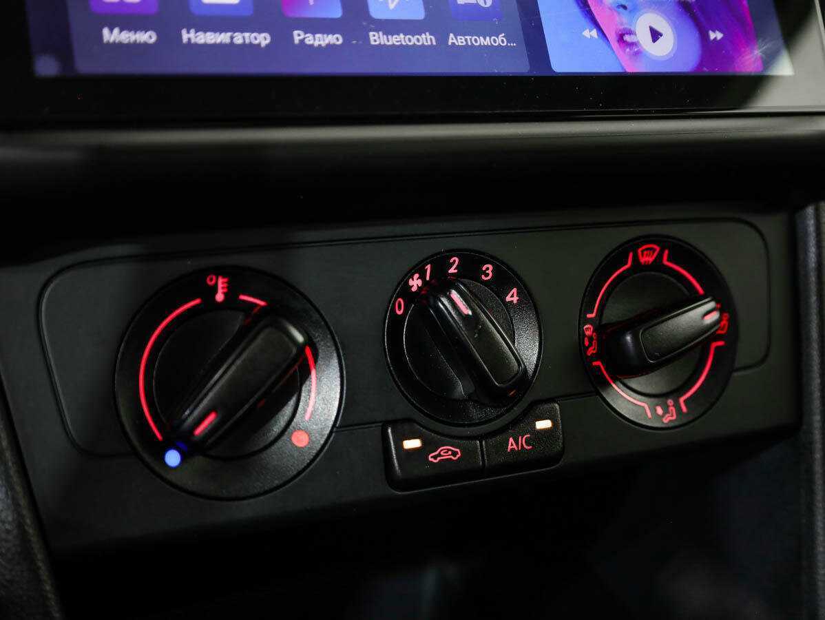 Б/У Фольксваген Поло 2017 года. Фото: #13