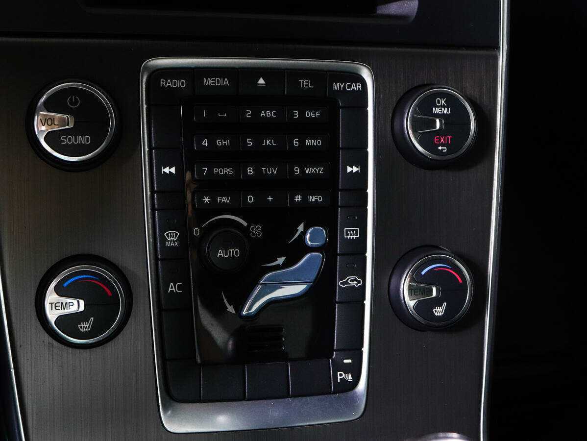 Б/У Вольво С60 2012 года. Фото: #13