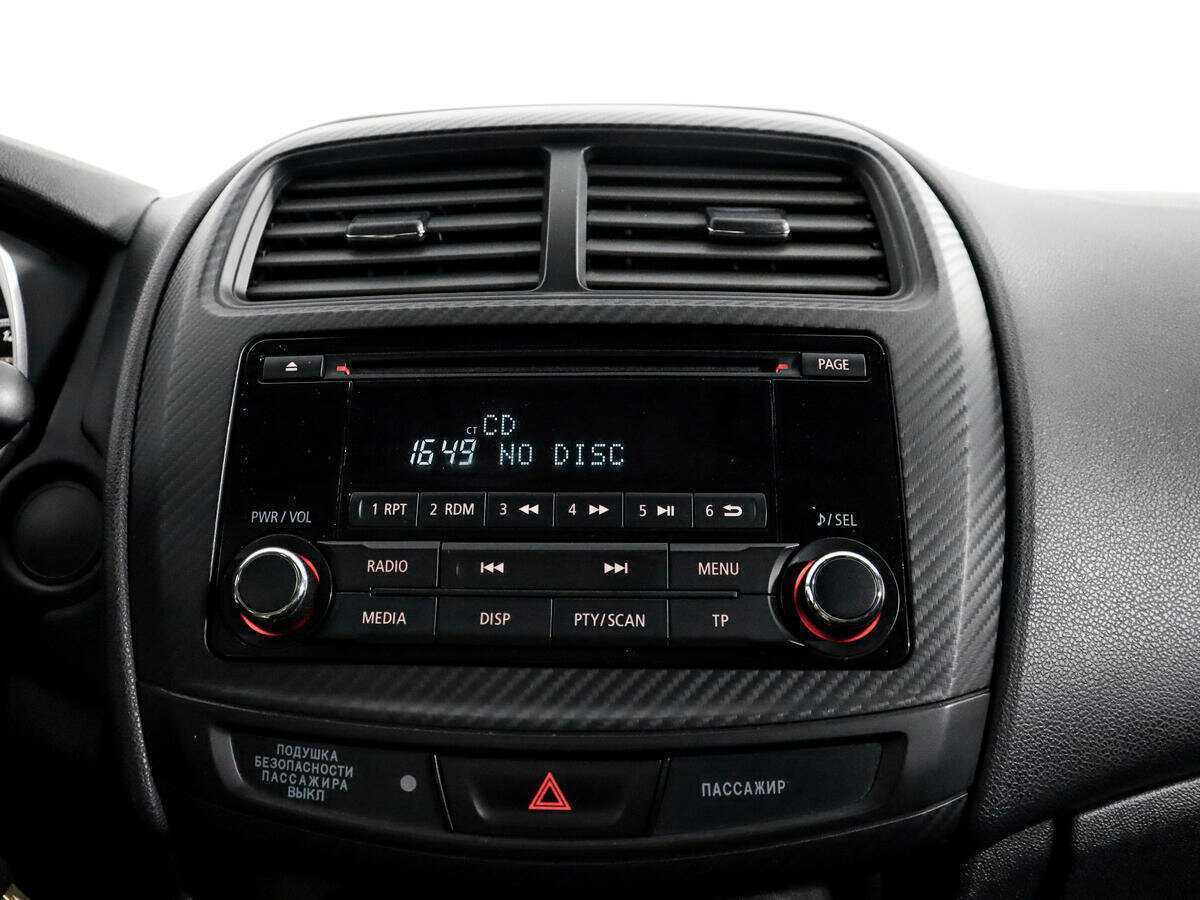 Б/У Митсубиши АС-Икс 2014 года. Фото: #13