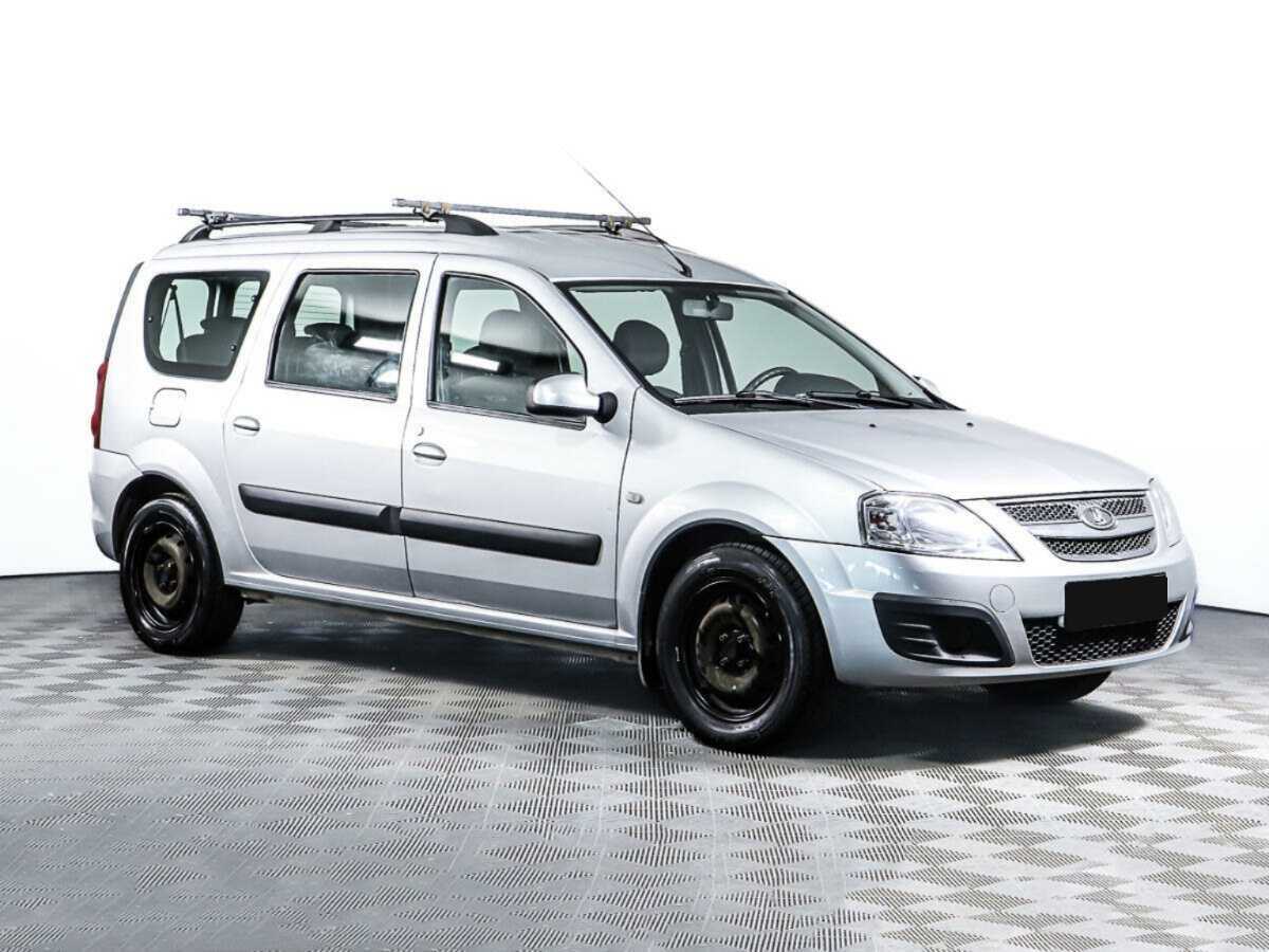 Б/У Лада (ВАЗ) Ларгус 2015 года. Фото: #2