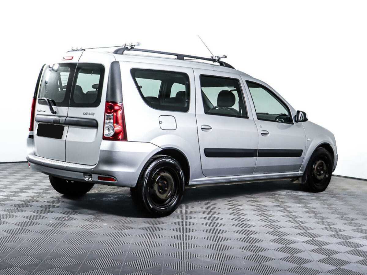 Б/У Лада (ВАЗ) Ларгус 2015 года. Фото: #4