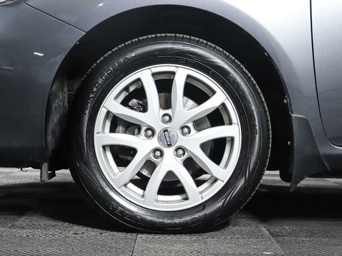 Б/У Тойота Королла 2012 года. Фото: #17