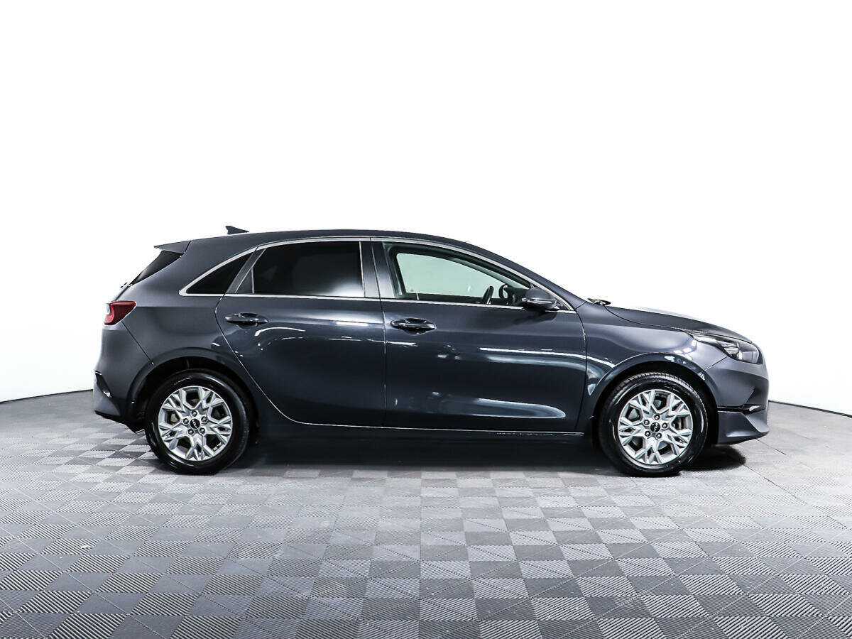 Kia Ceed 2022 года с пробегом. Фото: #3