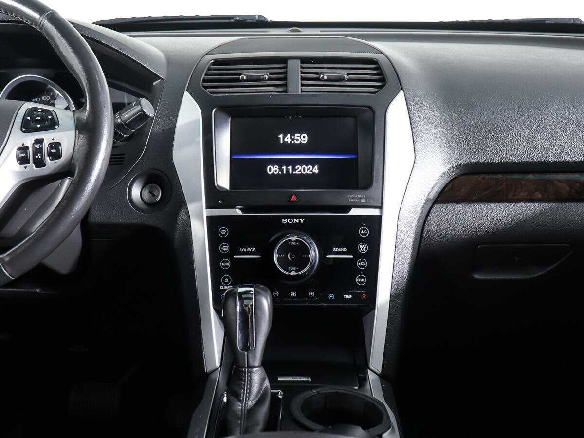 Ford Explorer 2013 года с пробегом. Фото: #14