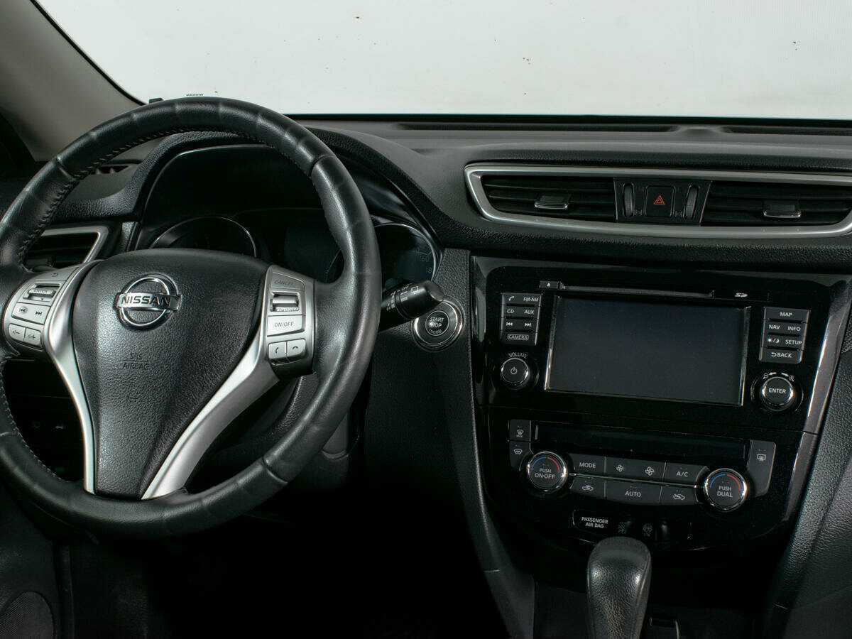 Б/У Ниссан Икс-Трейл 2016 года. Фото: #12