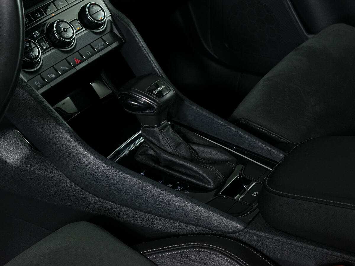 Skoda Karoq 2020 года с пробегом. Фото: #15