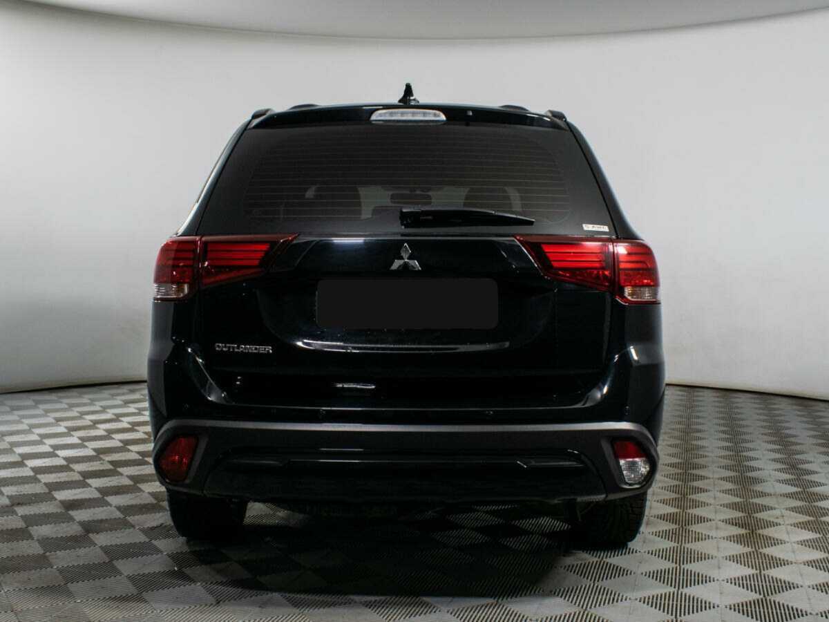 Mitsubishi Outlander 2021 года с пробегом. Фото: #4