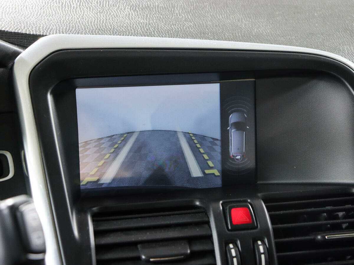 Б/У Вольво ИксЦ60 2012 года. Фото: #14