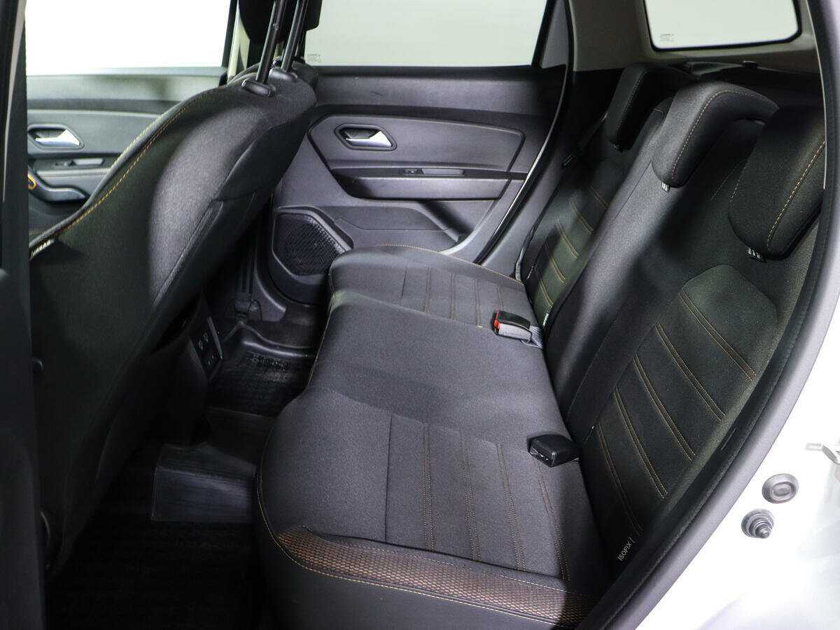 Б/У Рено Дастер 2021 года. Фото: #6