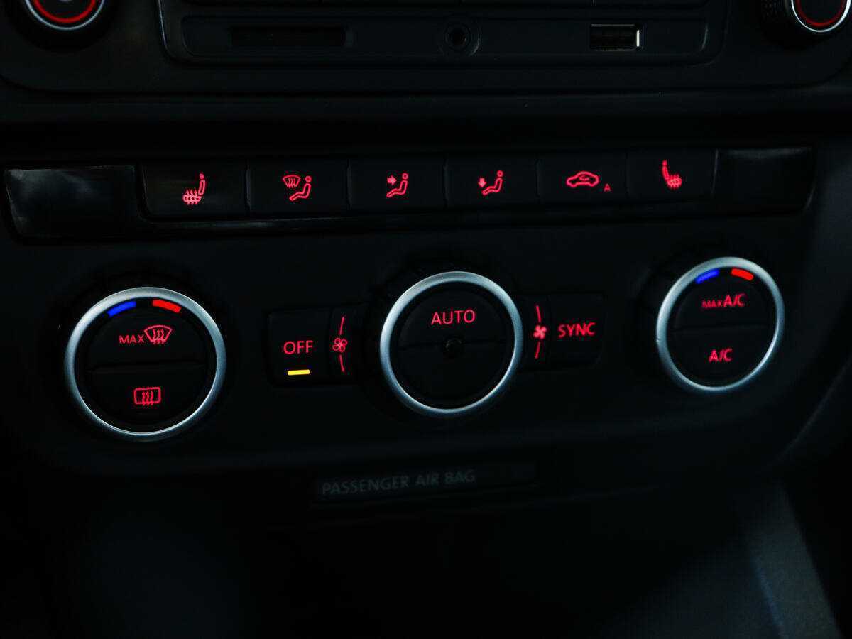 Б/У Фольксваген Джетта 2014 года. Фото: #14